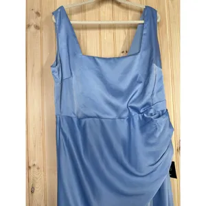 NWT Lulus Red Carpet Romance Light Blue Satin Square Neck Maxi Dress Size 1X thumbnail 4