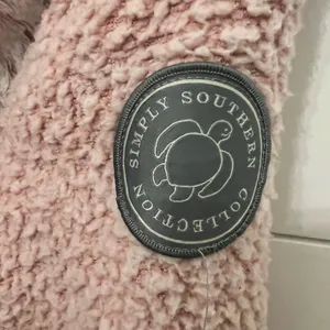 Simply Southern Sherpa pullover Light‎ pink and white Size small thumbnail 4