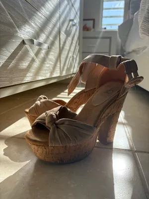 Bakers heels Tan Size 9 thumbnail 3