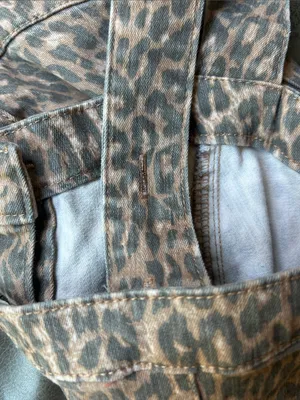 Jessica Simpson Leopard-Print Button-Front Mini Dress in Brown thumbnail 8