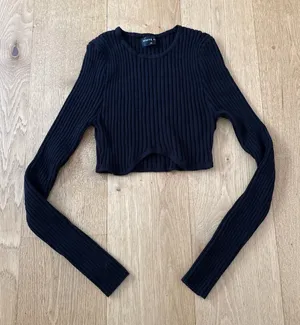White Fox Top Long Sleeve Ribbed Round Neck Size M Black thumbnail 1
