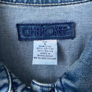 Cherokee Cotton Relaxed Lagenlook Denim Chore Shacket S Blue thumbnail 4
