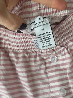 Striped boxer shorts bow sewn on patch dusty pink parke daily drills high rise thumbnail 3