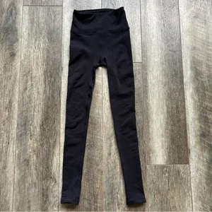 Lululemon High Rise Reveal Precision Tights in Black Size 2 Laser Cut Mesh Leg thumbnail 4