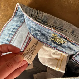 American Eagle Vintage Y2K Light Wash Low Rise Hipster Flare Jeans 8 Short Mall thumbnail 4