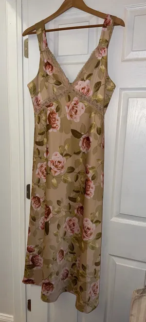 WAYF Dress Floral thumbnail 1