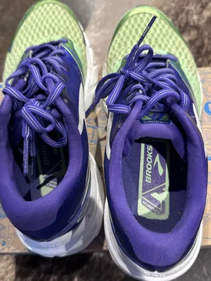 Brooks Shoes Women’s thumbnail 3
