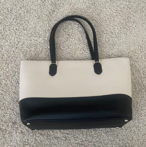 Black And White Leather Purse thumbnail 5