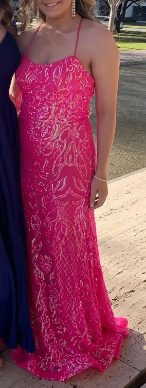 Pink Formal Dress Size 6 thumbnail 1