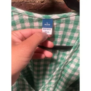 Old Navy Puff-Sleeve Gingham Wrap Mini Dress Green/White Large Petite thumbnail 5