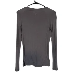 Scrubology Gray Long Sleeve Stretch Medical Scrub Pullover Top Women Sz XS thumbnail 2