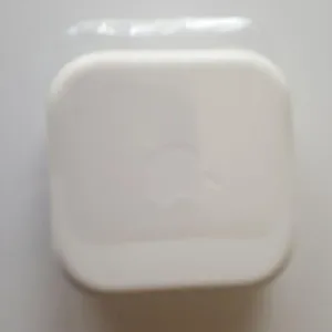 White Apple EarPods Headphones With Volume Control thumbnail 2