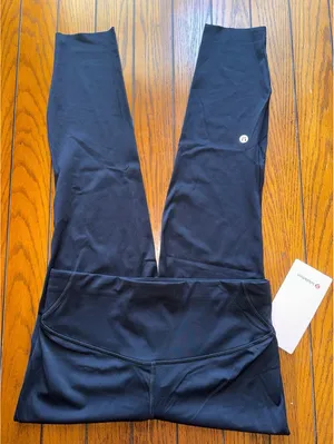 Lululemon Base Pace High Rise 25” Black Size 10 NWT thumbnail 1