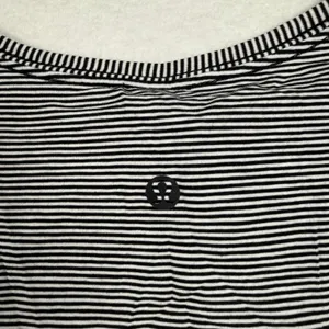 Lululemon Love Tee Womens 4 Black‎ White Striped Pima Cotton Short Sleeve Shirt thumbnail 6