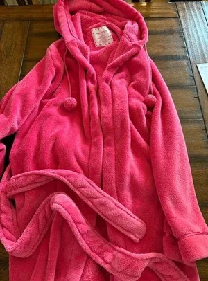 Xhilaration Pink Luxurious Soft Plush Bathrobe thumbnail 1