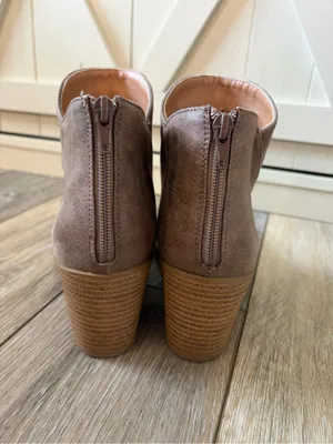 Qupid Faux Suede Chunky Heel Bootie thumbnail 5