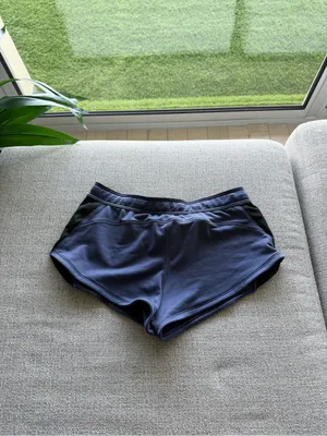 Under Armour Womens XL Blue Mesh Side Panel Athletic Running Workout Shorts‎ thumbnail 2