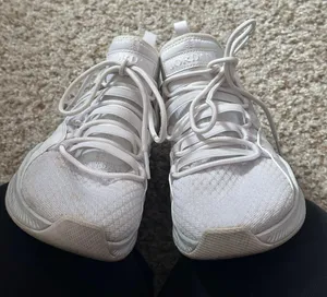 Nike Jordans thumbnail 7