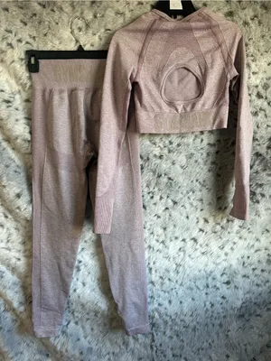 22.  Gymshark s/m 2pc set bundle thumbnail 2