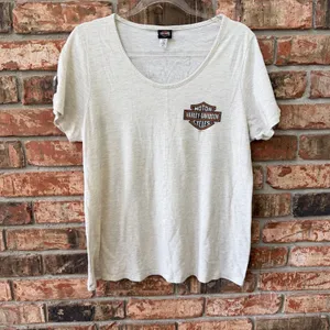 Harley Davidson Womens Tee 2X Logo Graphic Soft Wash Biker Grunge thumbnail 4
