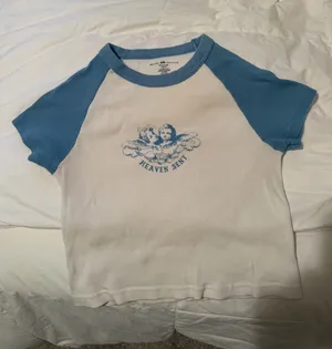 Baby Tee Brandy Melville thumbnail 1