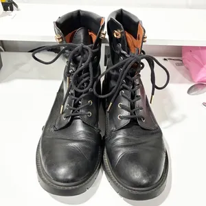 Coach Lorimer Black Leather Boot Combat Gold Hardware Lace Up Size 9.5 thumbnail 3