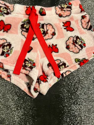 Womens large Strawberry Shortcake Plush Lounge/Sleep Shorts thumbnail 3