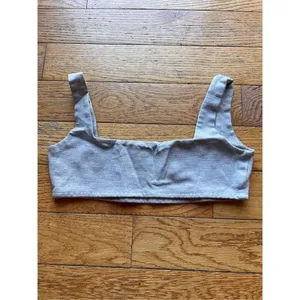 Matte Frame Gray Sports Bra Crop Top Lounge XS thumbnail 2