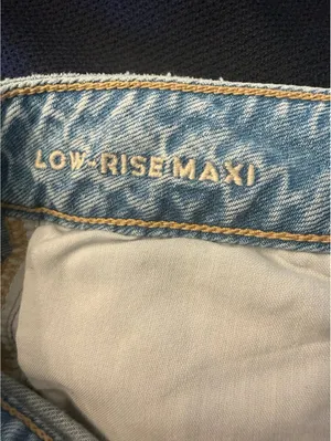 American Eagle Low-Rise Maxi Dreamy Drape denim skirt size 000 front split thumbnail 5