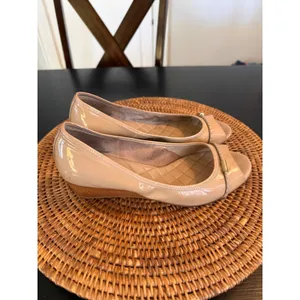 Cole Haan Air Tali Nude Patent Leather Peep Toe Wedge‎ Heels Beige Pumps thumbnail 2
