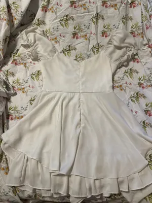Cream Ruffled Dress White Size M thumbnail 5