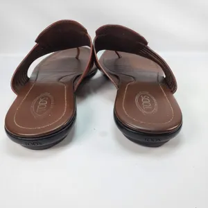 Tod's Thong Sandals Womens 10 Brown Leather Logo Medallion Italian Luxury Flat thumbnail 4