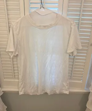 White Lululemon T-shirt thumbnail 1