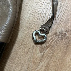Brighton | Women's‎ Two Tone Taupe Black Hobo Heart Charm Leather Shoulder Bag thumbnail 4