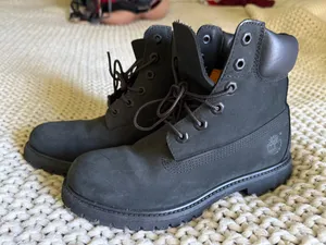 Black Timberland Boots thumbnail 1