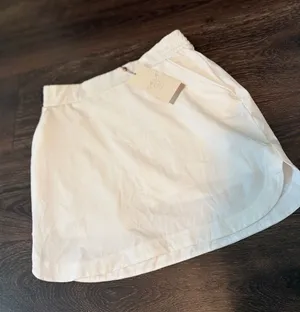 CALIA by Carrie Underwood White Birdie Skort XS NWT thumbnail 1