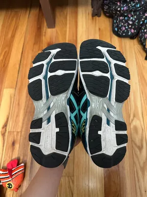 ASICS Women's size 8 in black and teal thumbnail 2