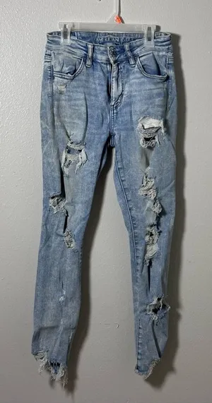 American Eagle Distressed Hi-Rise Jegging Crop Light Blue Women's Jeans size 4‎ thumbnail 1