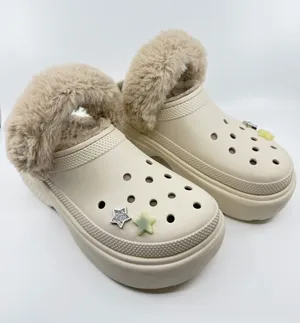 Crocs Stomp Lined Clogs color stucco, featuring a thick platform sole SZ 11 thumbnail 1