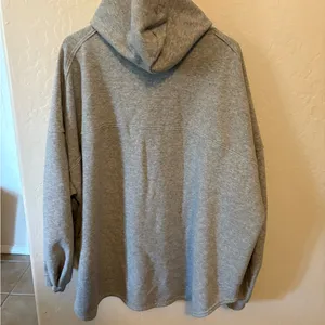 Savage X Fenty ESSENTIAL OVERSIZED HOODIE. Preloved size Large. Great condition. thumbnail 2