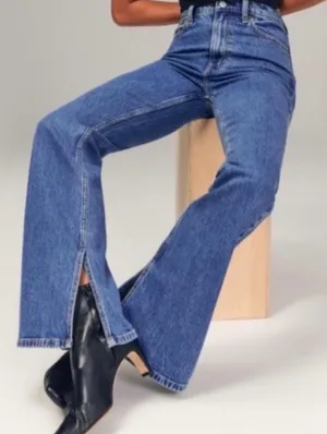 {29/8} Abercrombie & Fitch The Vintage Flare High Rise Dark Blue Jeans thumbnail 1