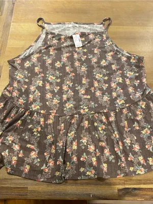 Maurices Floral Peplum Tank NWT 2X thumbnail 1