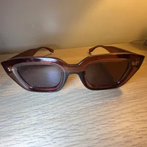 Brown Square Sunglasses thumbnail 8