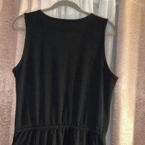 Black Sleeveless Midi Dress with Drawstring Waist Size L thumbnail 8