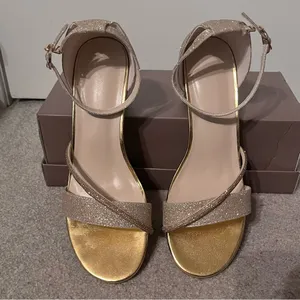 Women’s Champagne Glitter Open-Toe Low-Heeled Ankle Strap Sandals thumbnail 5