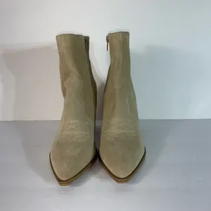 Steve Madden Stable and Sand Suede Booties Block Heel Zip Up Size 7.5M READ thumbnail 6