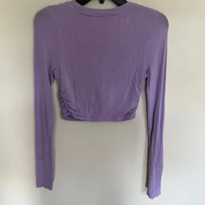 Offline by Aerie Purple Ribbed‎ Ruched Side Cropped Long Sleeve Top Small thumbnail 8
