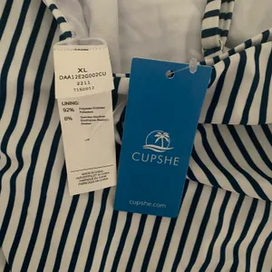 Cupshe Women's One Piece Swimsuit Tummy Control V Ne thumbnail 10