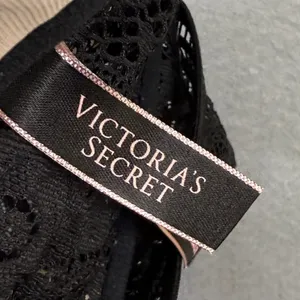 Victoria's Secret Very Sexy Black Lace Strapless Lace-Up Corset Top XS‎ thumbnail 2