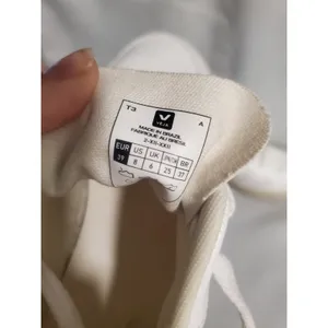 Veja V-10 Leather Sneaker.s49 thumbnail 4